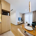 Apartment M2 Aura With Free Parking By Staynest