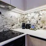 Apartment M2 Aura With Free Parking By Staynest Rzeszow