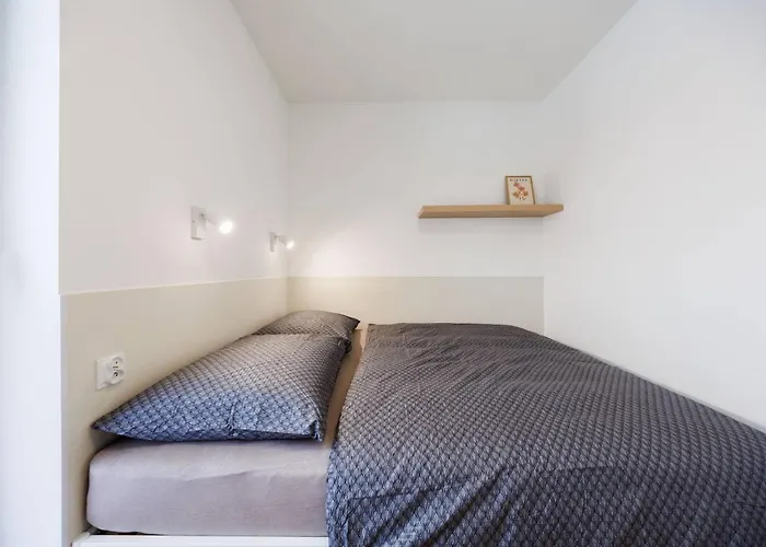 M2 Aura With Free Parking By Staynest Appartement *